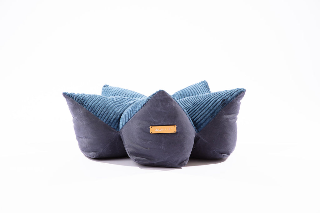 OULU X PEHOM - LIT COUSSIN DOUILLET POUR ANIMAUX DE COMPAGNIE - Bleu marine / Vert olive / Brun canyon