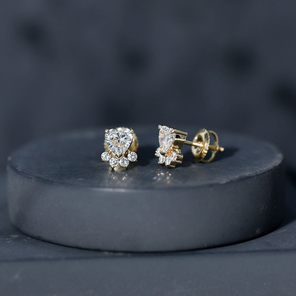 Boucles d'oreilles clous en forme de patte de chien, diamant de laboratoire certifié